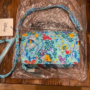 Vera Bradley
Disney RFID All in One Crossbody Bag